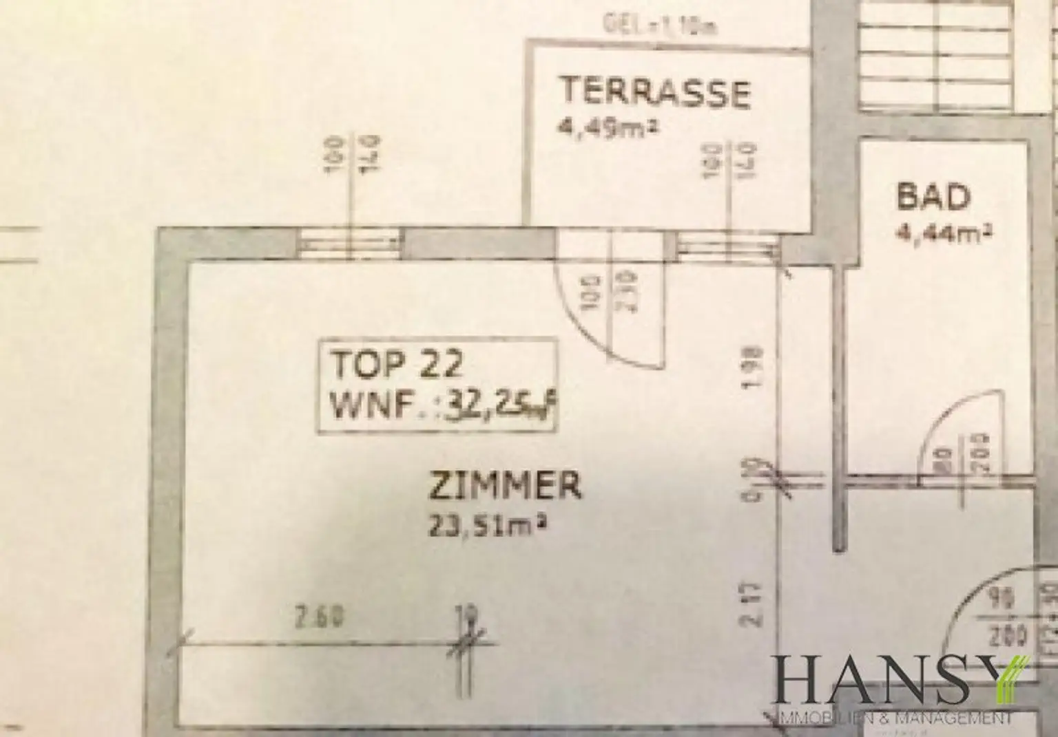 Charmantes vollmöbliertes Dachgeschoss-Studio mit Lift, Terrasse und Weitblick!
