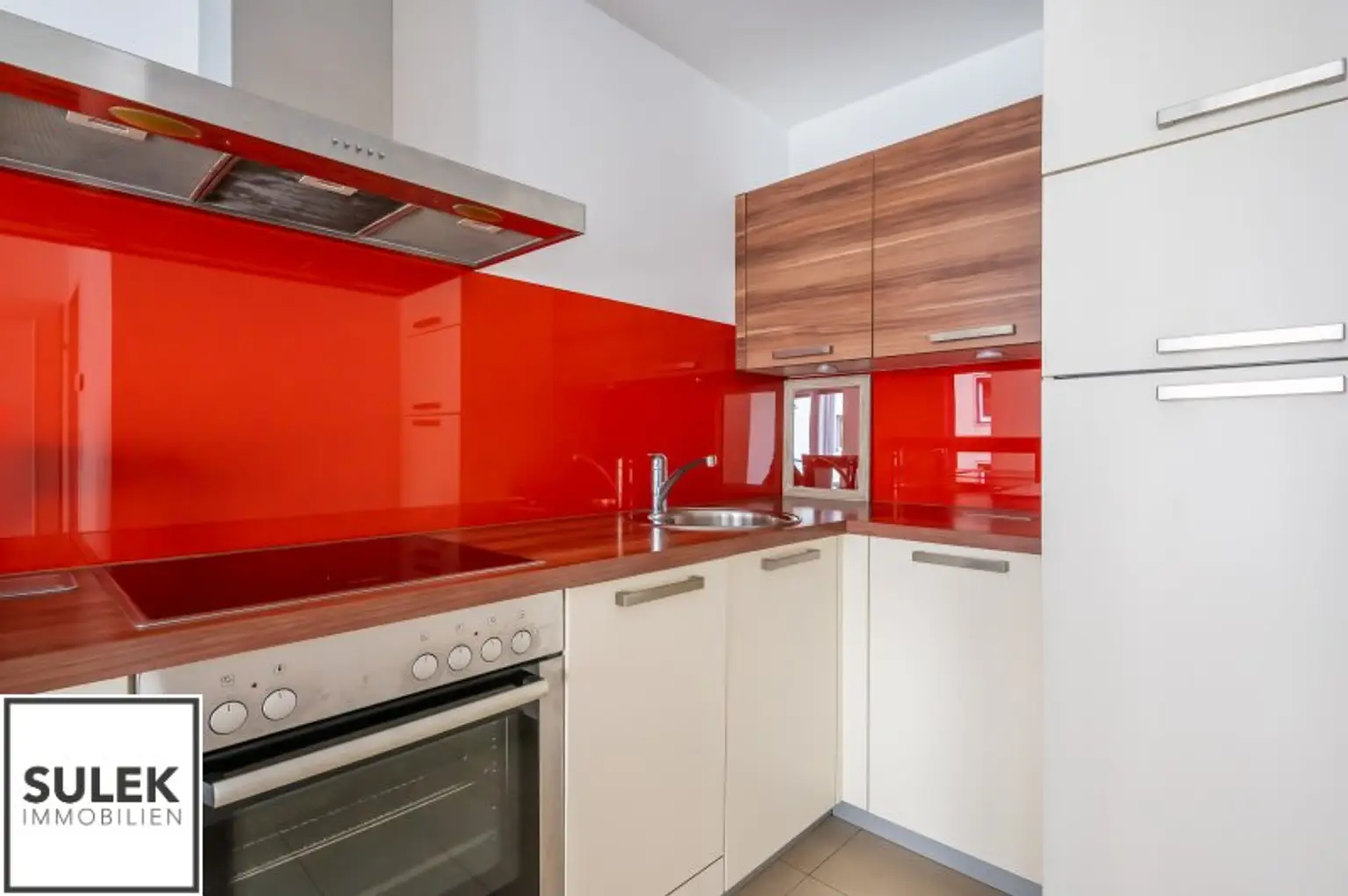 Nähe Floridsdorf Bahnhof (S+U): gepflegte 2-Zimmer-Wohnung mit tollen Lichtverhältnissen