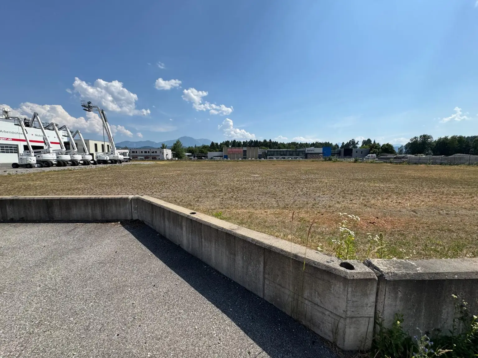 Betriebsgrund in Poggersdorf – 5.500 m² im Wirtschaftspark zu vermieten