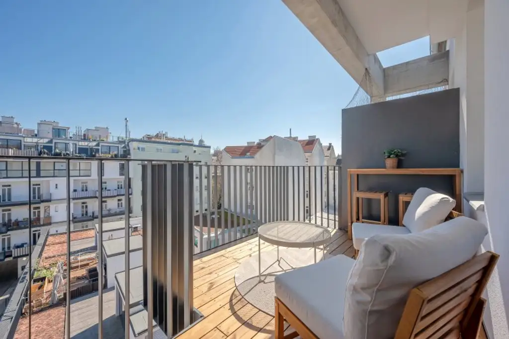 Short-term apartment in walking distance to AUGARTEN, 1-6 months, fully furnished with balcony!