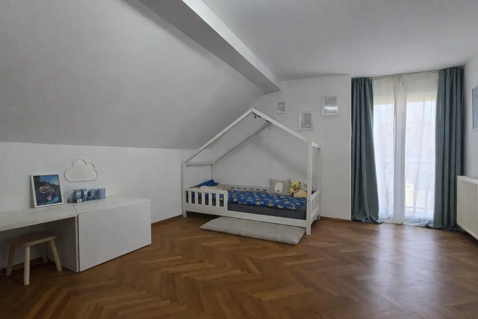 Schlafzimmer 1 OG