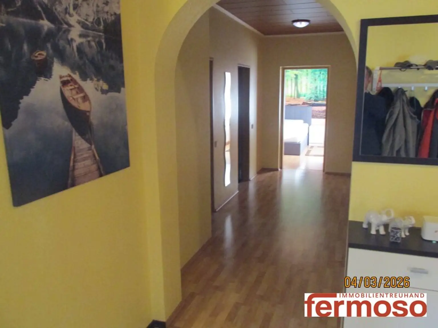 Traumhafter Bungalow vollunterkellert mit Fitness und Kino, perfekt und gepflegt mit wunderbaren Garten