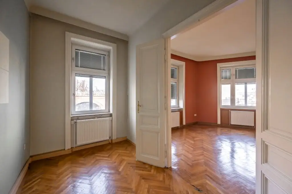 ++NEU++ 3-Zimmer Altbau-Wohnung (sanierungsbedürftig), viel Potenzial