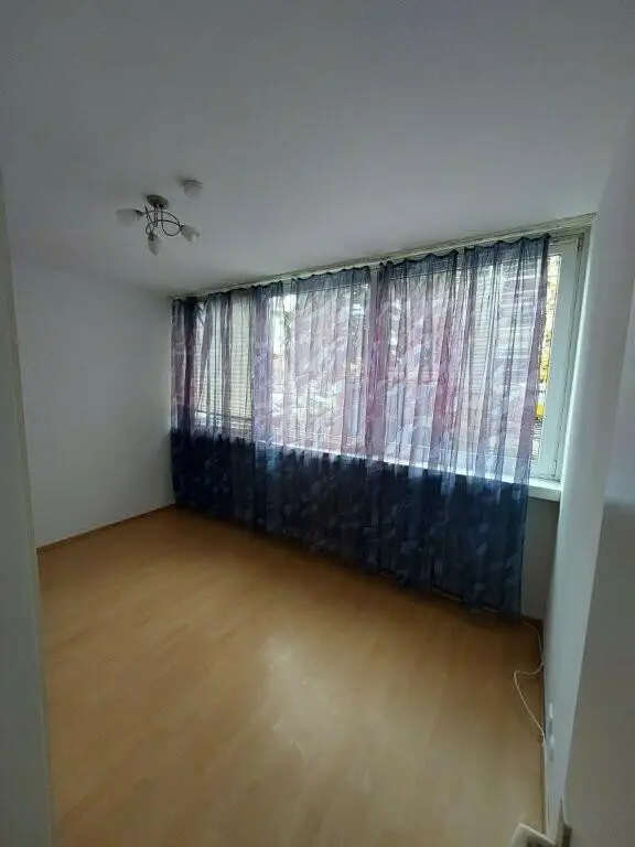 Provisionsfreie Garcionerre mit Ess-Küche und Loggia in TU-Nähe - Koßgasse