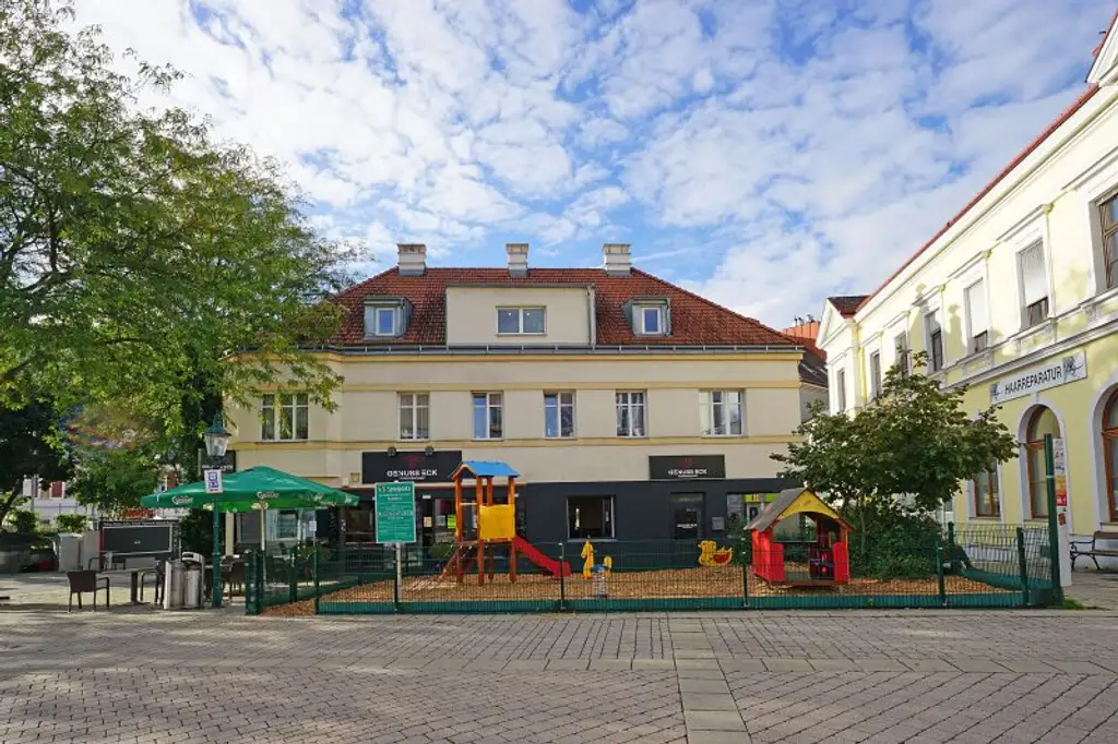 Über 4 % Rendite! Wohn- und Geschäftshaus / Zinshaus am Purkersdorfer Hauptplatz
