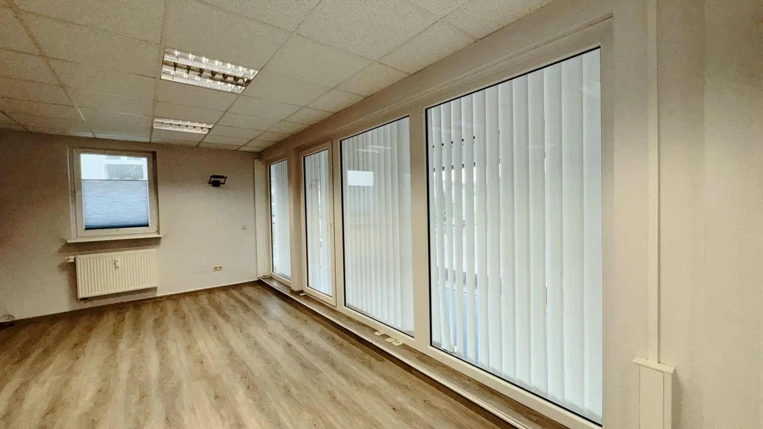 Theley - Repräsentative Bürofläche im Zentrum  -genau das Richtige