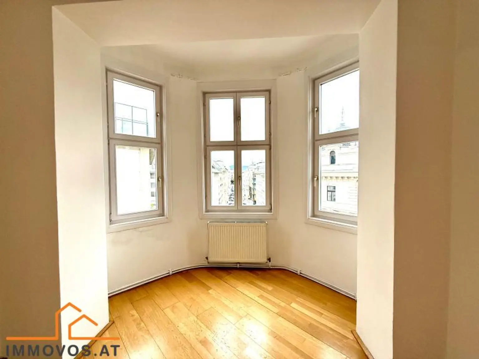 TOPLAGE! EXKLUSIVE, RUHIGE 3-ZIMMER-WOHNUNG MITTEN IN DER WIENER INNENSTADT!