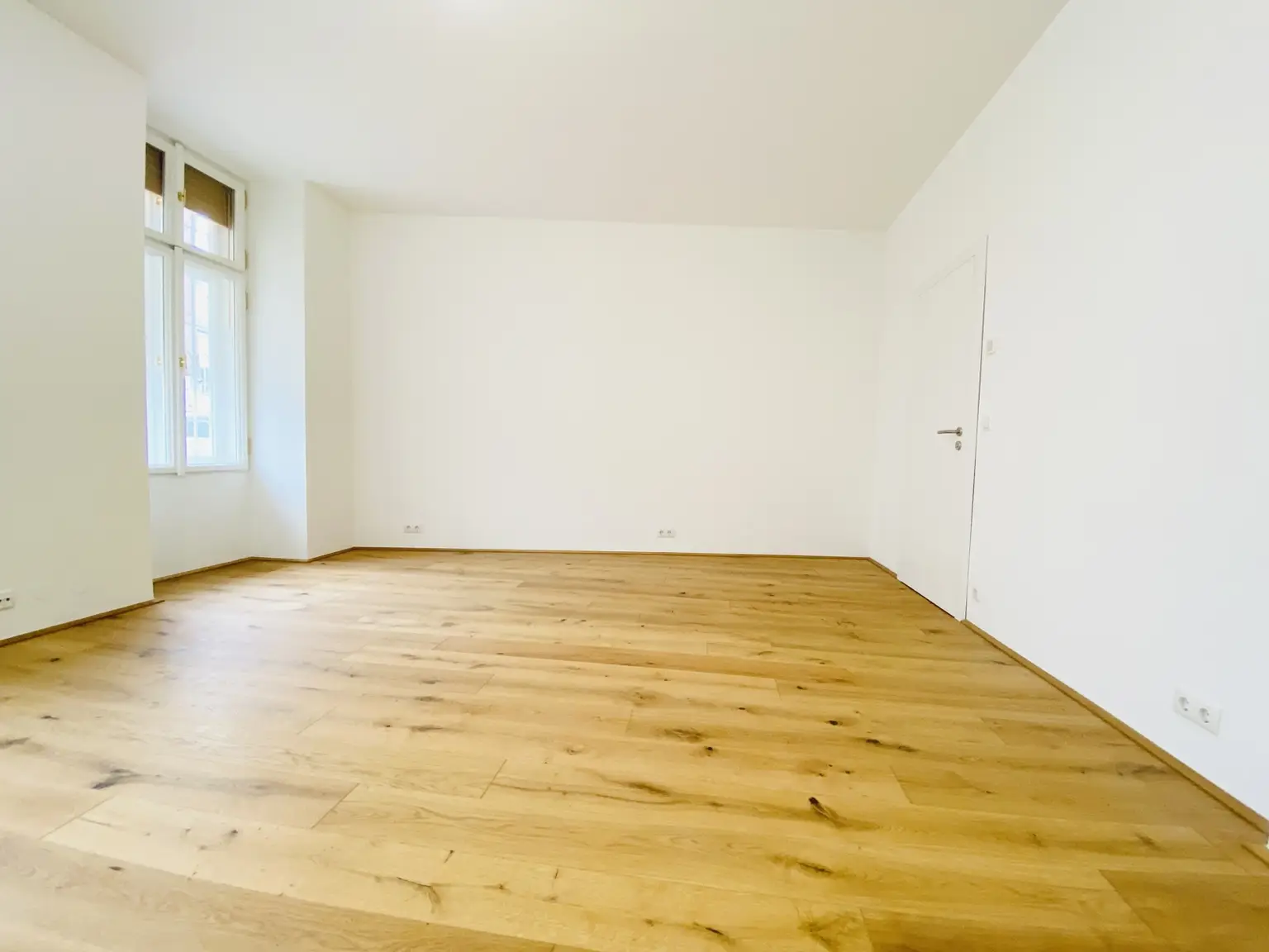 Erstbezug nach Sanierung - charmanter Altbau
Arbeiten&Wohnen
