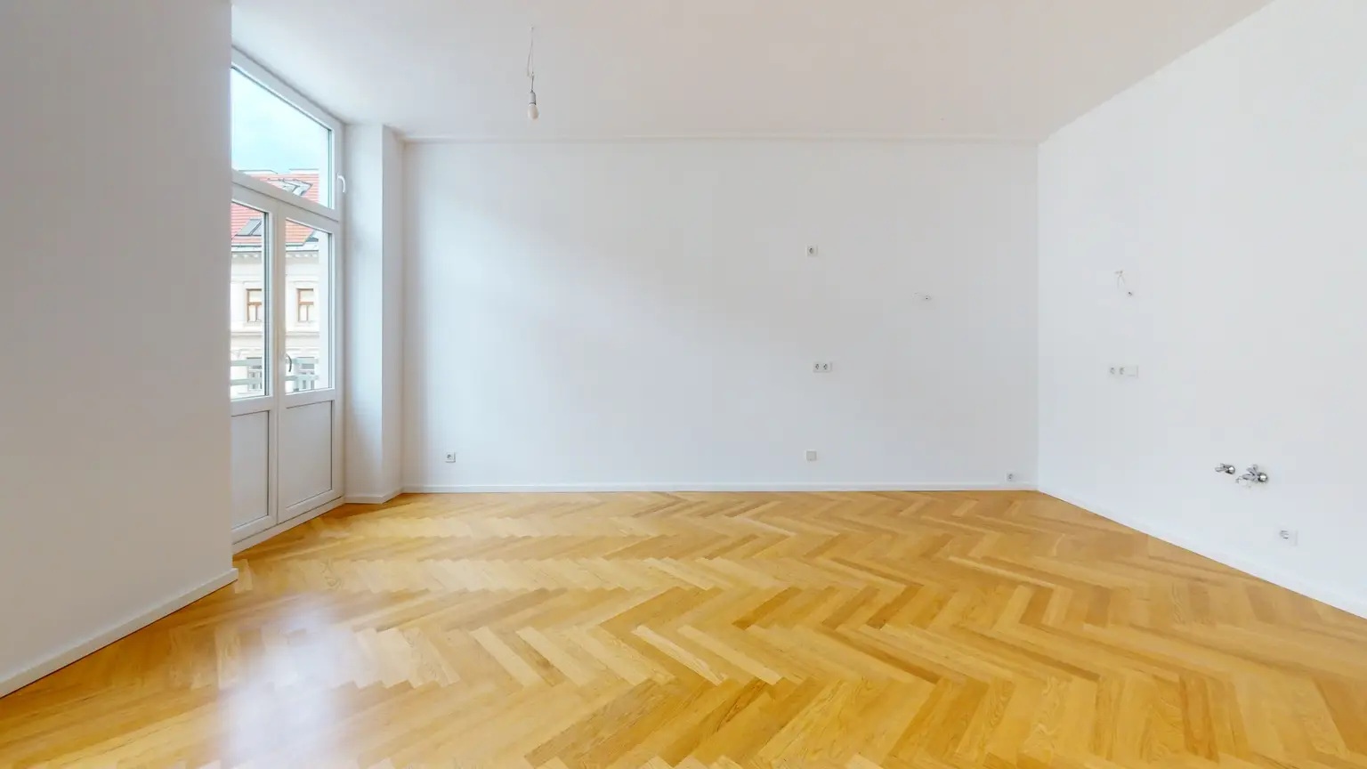 "Urban Oasis" - Rarität | Neubauwohnung in Jahrhundertwendehaus | 2 Balkone