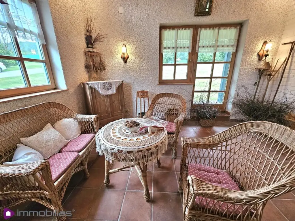 Extravagantes Familienidyll auf großzügigem Grundstück