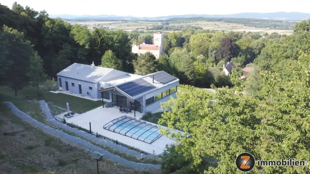 Exklusives Haus mit Schlossblick in traumhafter Einzellage!