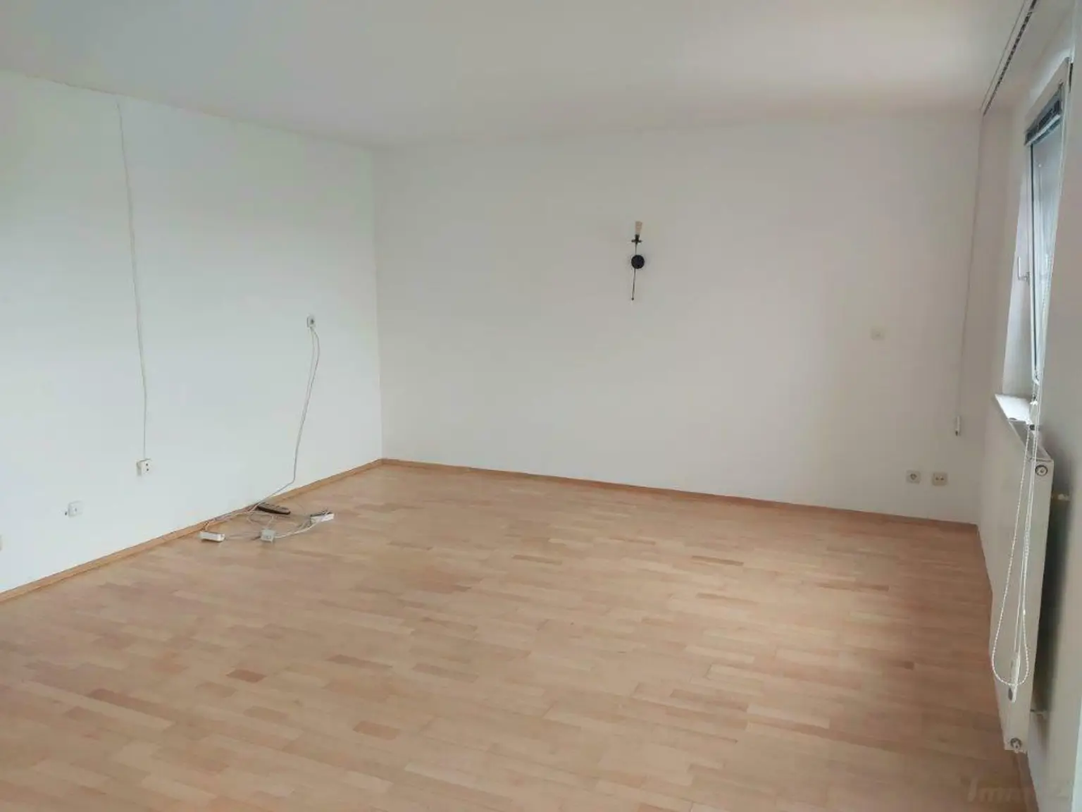 Stadtapartment mit West-Loggia und Parkmöglichkeit bei City-Park zu verkaufen!