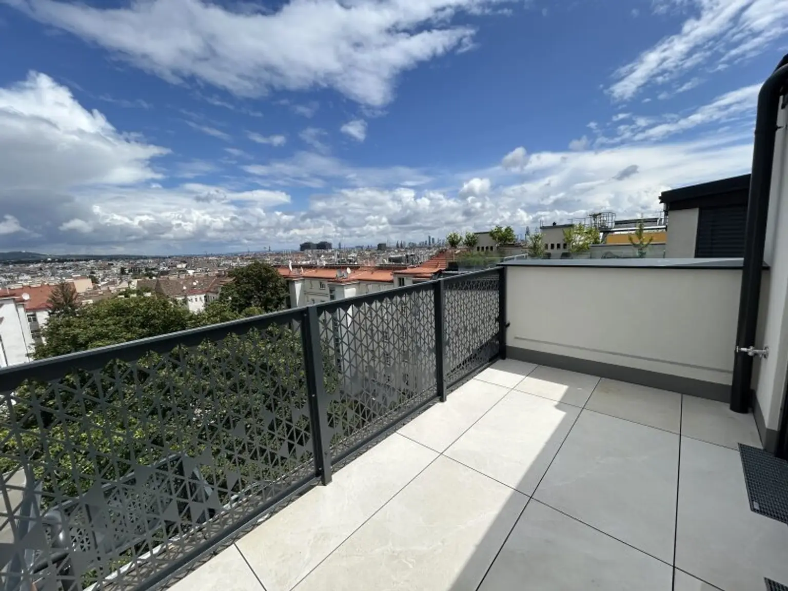 Neubauprojekt -Moderne Maisonette-Wohnungen mit atemberaubendem Panoramablick! Erstbezug!