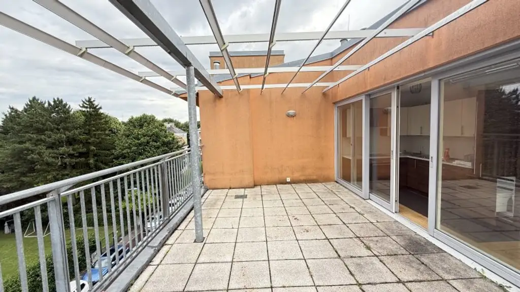 Schönbrunn in Sicht: Neu sanierte und klimatisierte 2-Zimmer mit 2 Terrassen