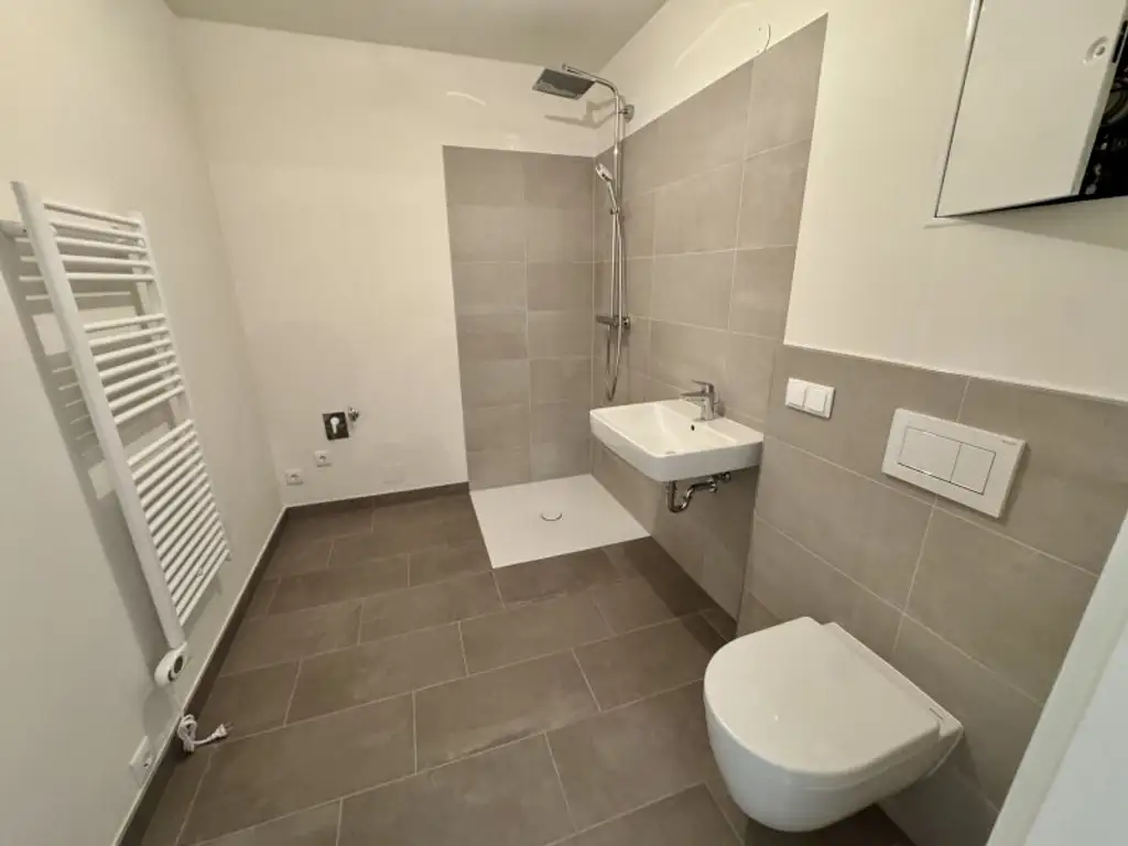 Wunderschöne Erstbezugs Wohnungen in hervorragender Lage! Nahe U1 Kagraner Platz