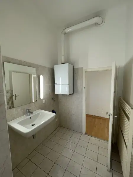 HELLE 3-ZIMMER-WOHNUNG NÄHE DONAUKANAL!