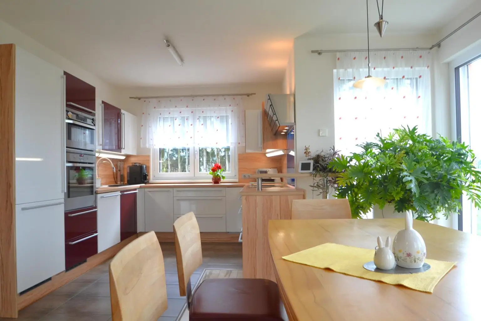 viel Licht beim Kochen und Essen