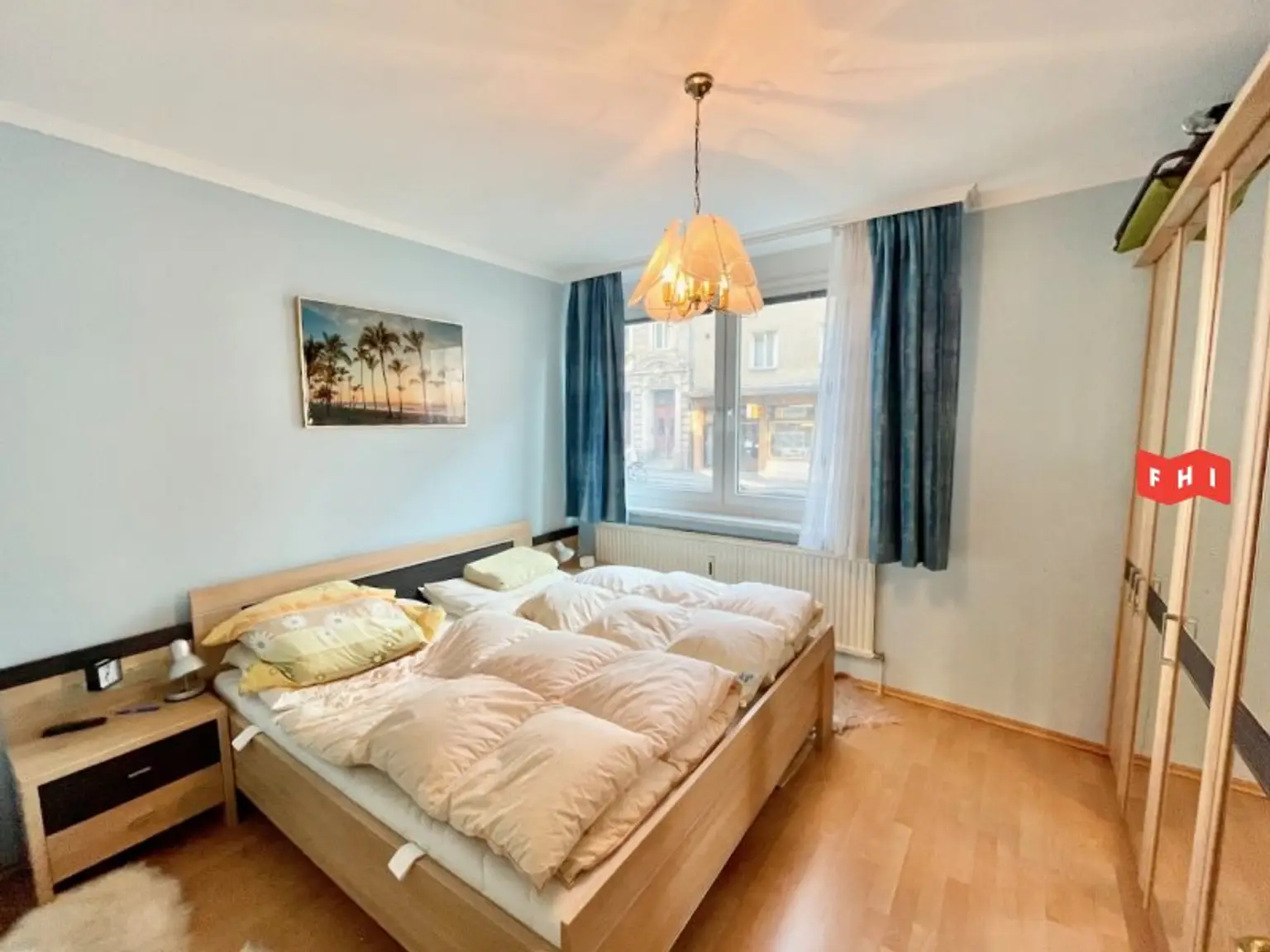 Südwestseitige 3 Zimmer Eigentumswohnung mit Loggia, Klimaanlage, Autoabstellplatz & PV-Balkonkraftwerk.