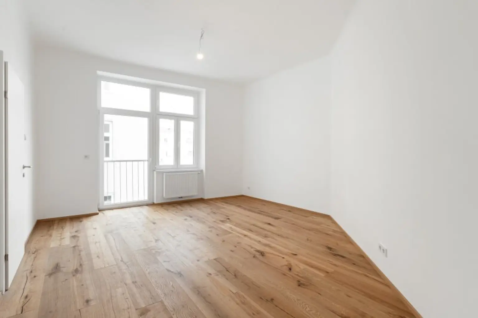 Altbau-Erstbezug Nähe Augarten!