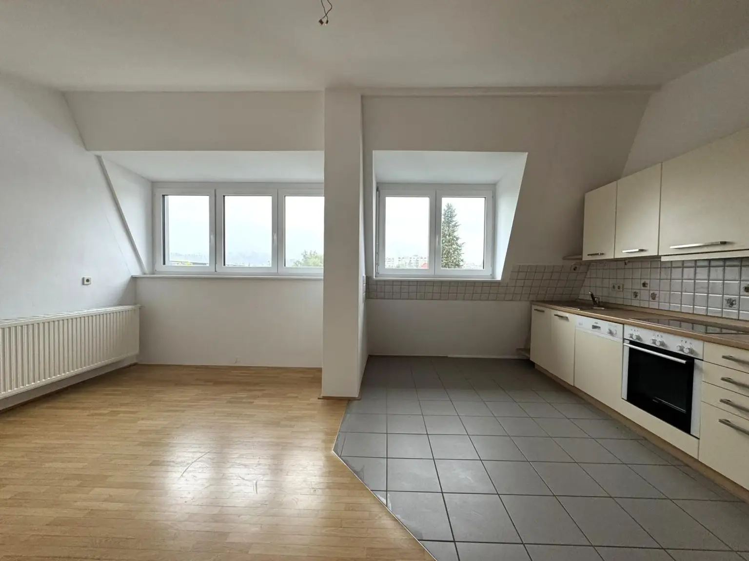 Freundliche 2-Zimmer-Mietwohnung Nähe LKH und FH