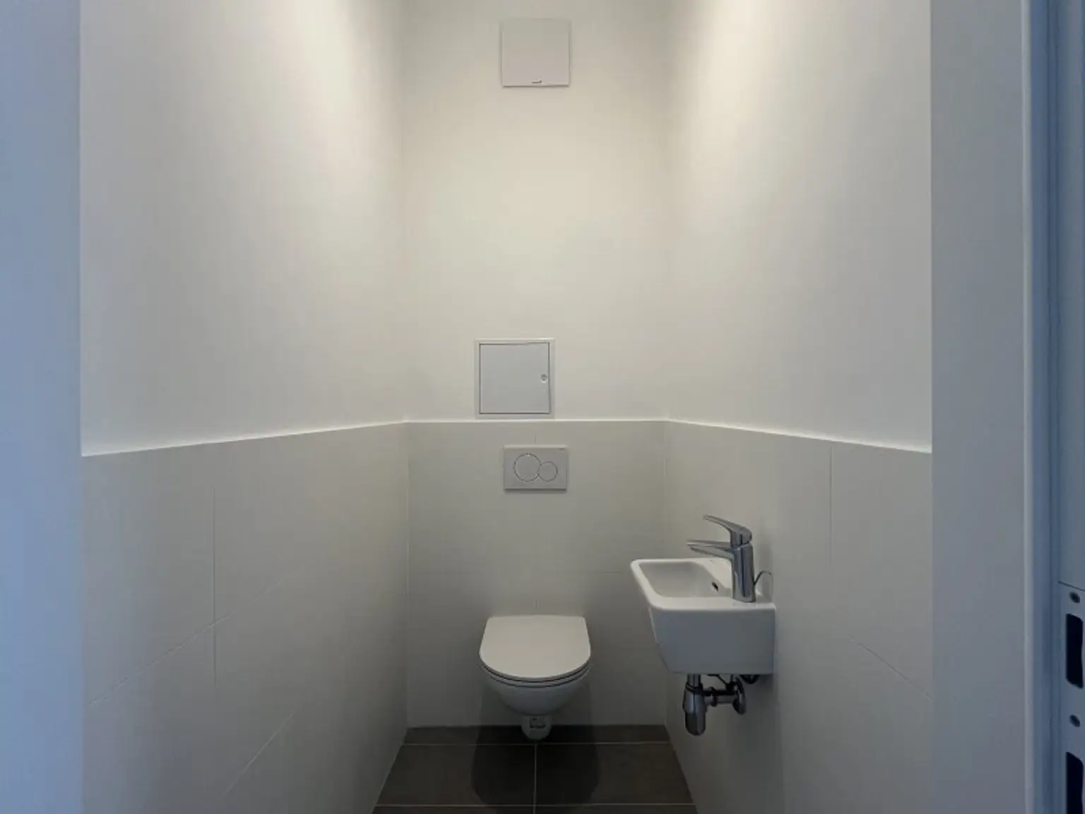 Wunderschöne 4 Zimmer Dachterrassenwohnung mit Garagenplatz in Top Lage
