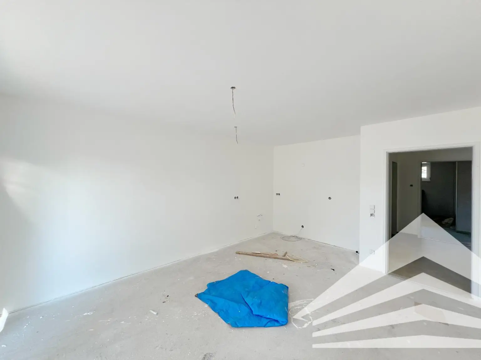 Perfekt aufgeteilte 2-Zimmer Wohnung mit großem Balkon in Puchenau!