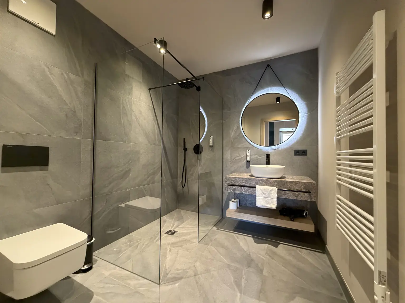 Wunderschöne 2-Zimmer-Wohnung in bester Lage von Oberndorf!