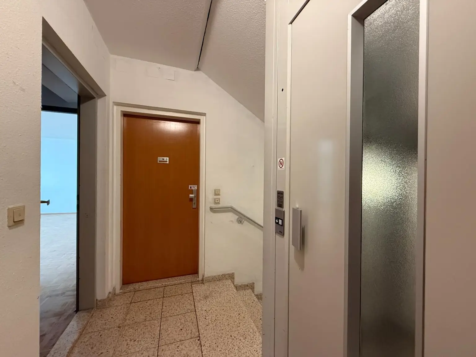 Einziehen oder Vermieten! Nähe U1 - helle & ruhige Wohnung - OPEN HOUSE 8.10. !!!