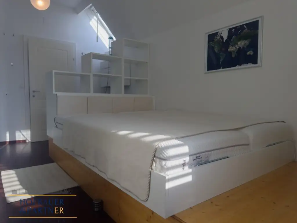 Exklusive Dachgeschoss-Maisonette mit Terrasse in bester Lage des 3. Bezirks