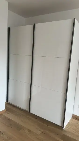 Moderne Erstbezug-Wohnung mit Garten inkl.Heizung und Warmwasser!! Vollmöbliert !!