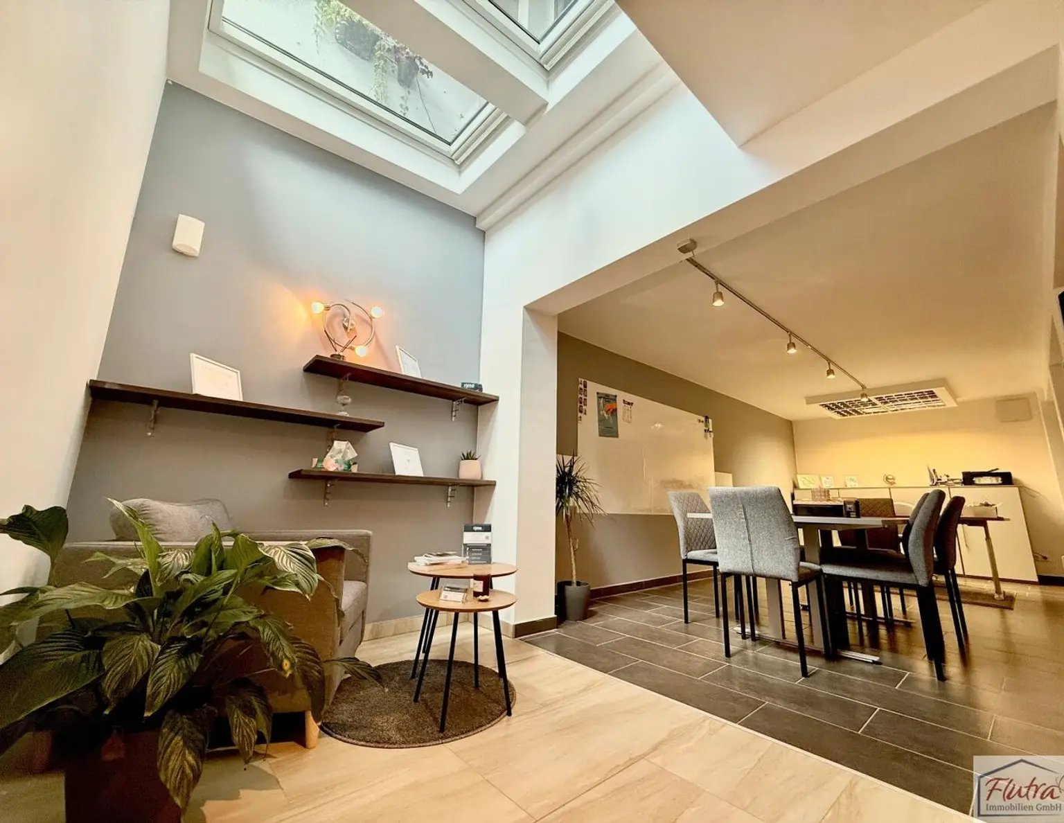 Vollrenoviertes Büro/Praxis in Wels - Top Lage/Zentrum
