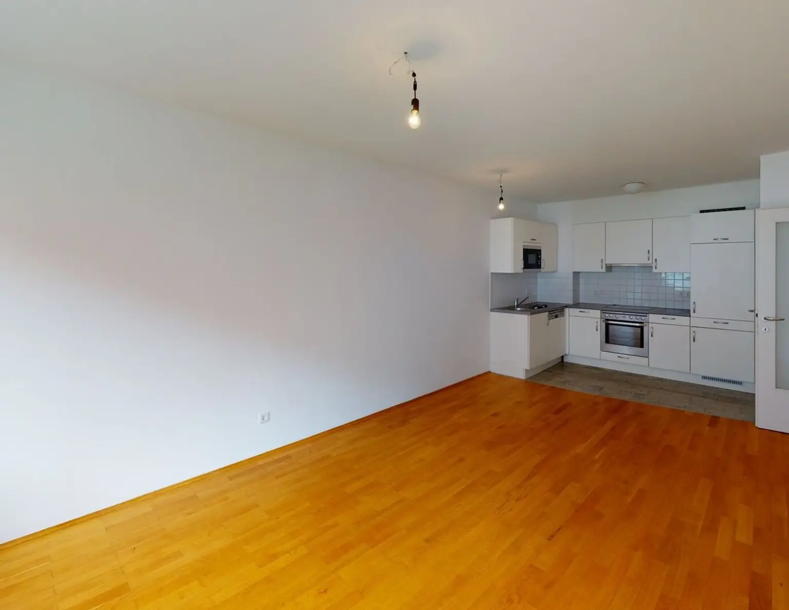 orea | Langfristig vermietete Anlagewohnung im 14. Bezirk - 2 Zimmer mit Balkon nahe Linzer Straße!