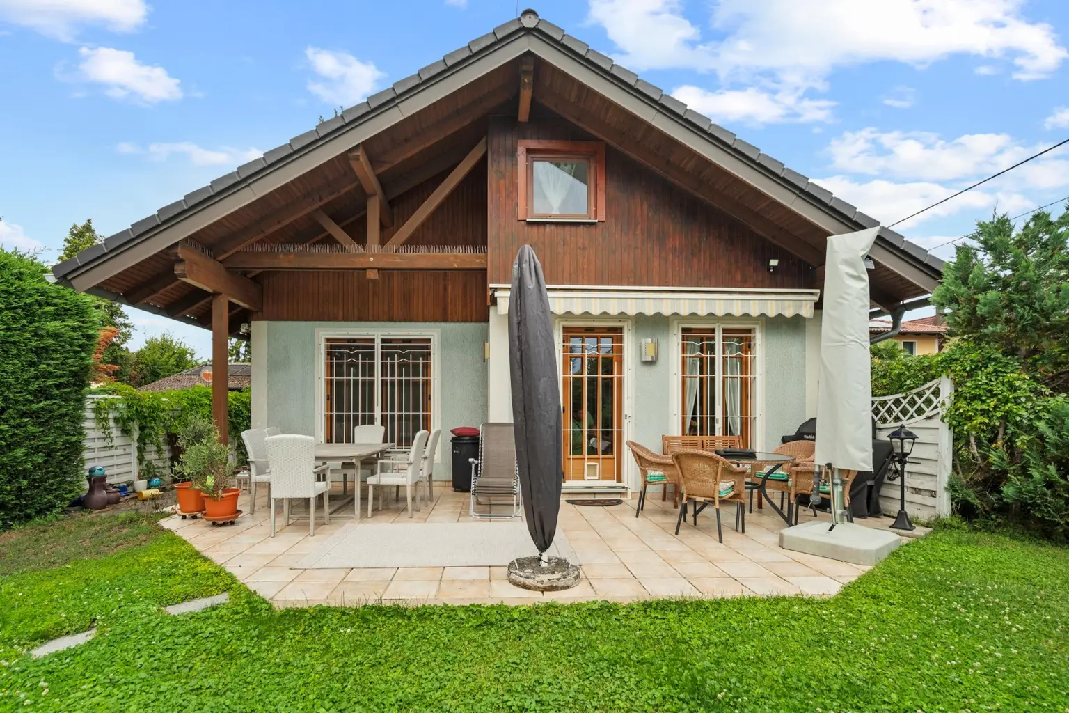 "Ihr privates Paradies in Gerasdorf! Traumhaus mit Pool, Garten & mehr!"