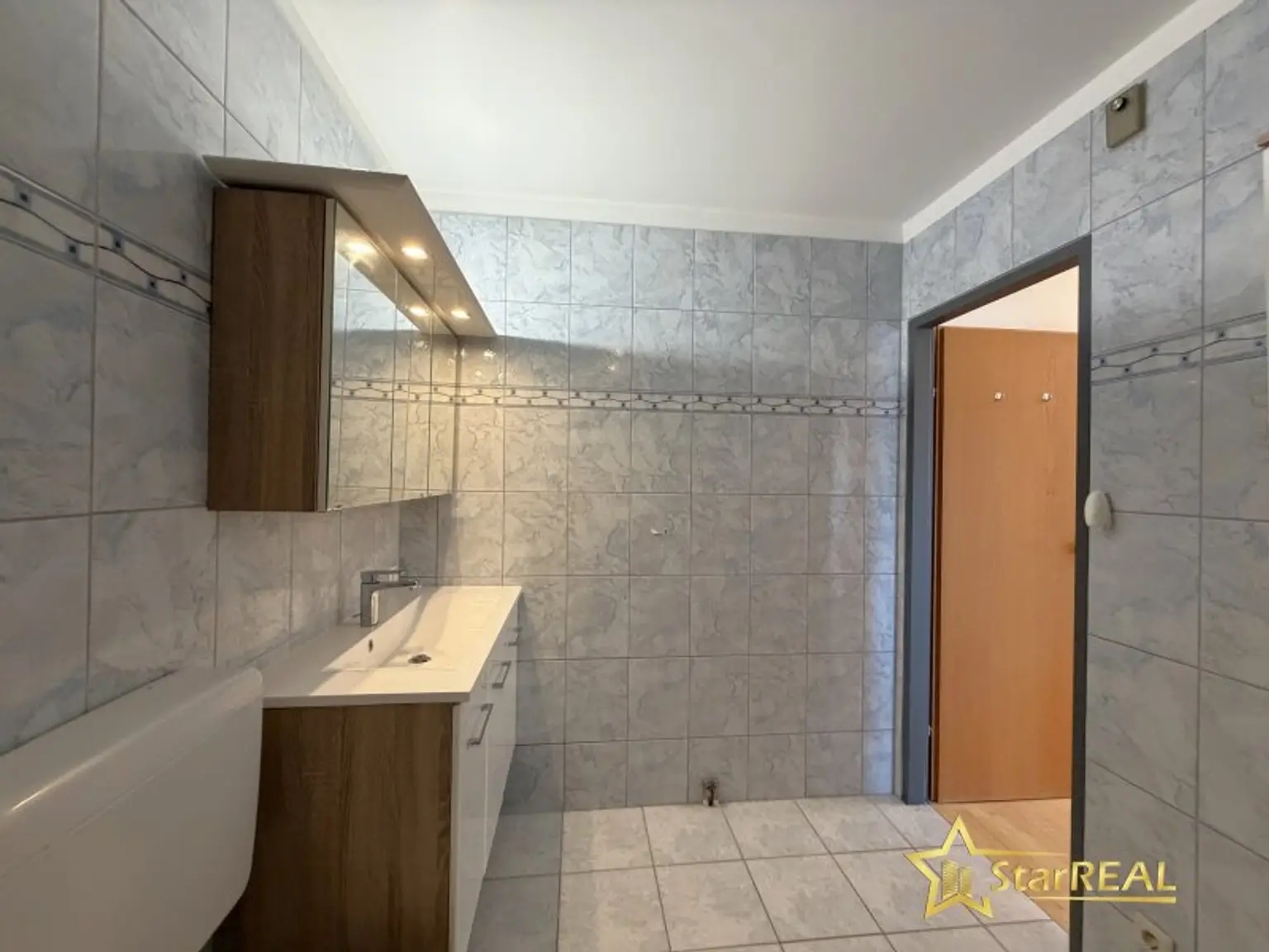 Badezimmer 2