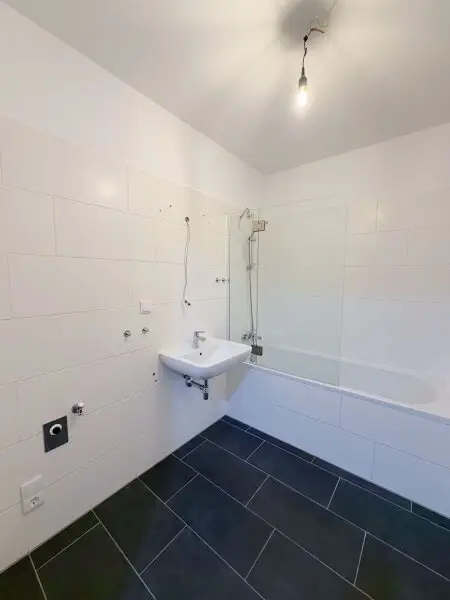 Badezimmer mit Badewanne