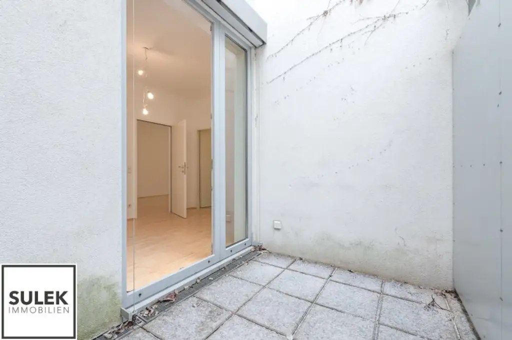 Gemütliche, ruhige 2-Zimmer Neubauwohnung mit Innenhof-Terrasse in beliebter Lage -nähe zur U6 & Mariahilfer Straße!