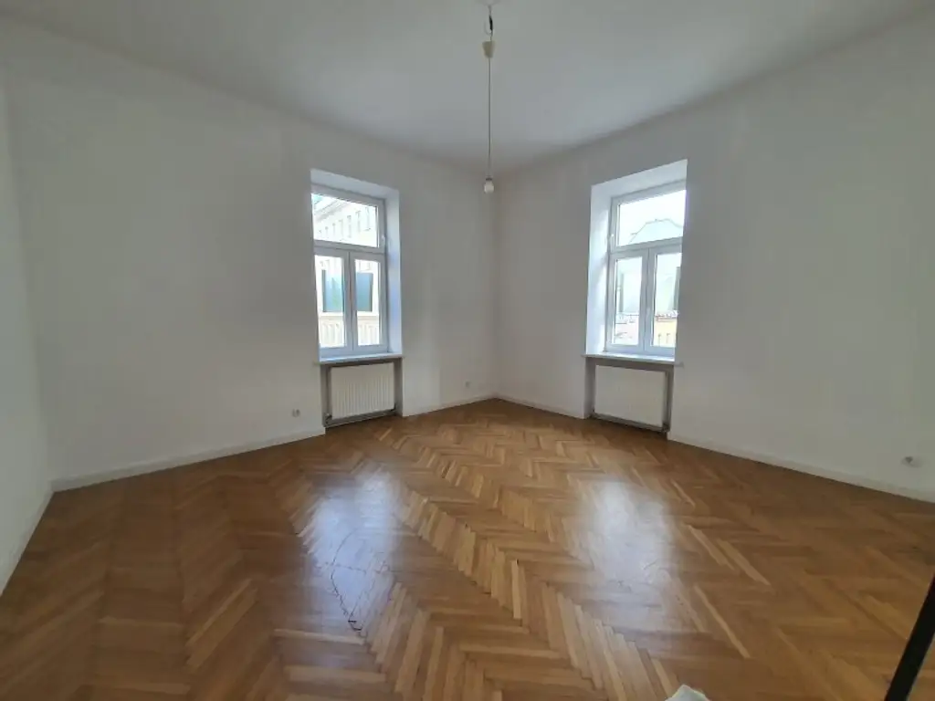 Sanierte helle Altbauwohnung - nähe U4 Hütteldorferstraße
