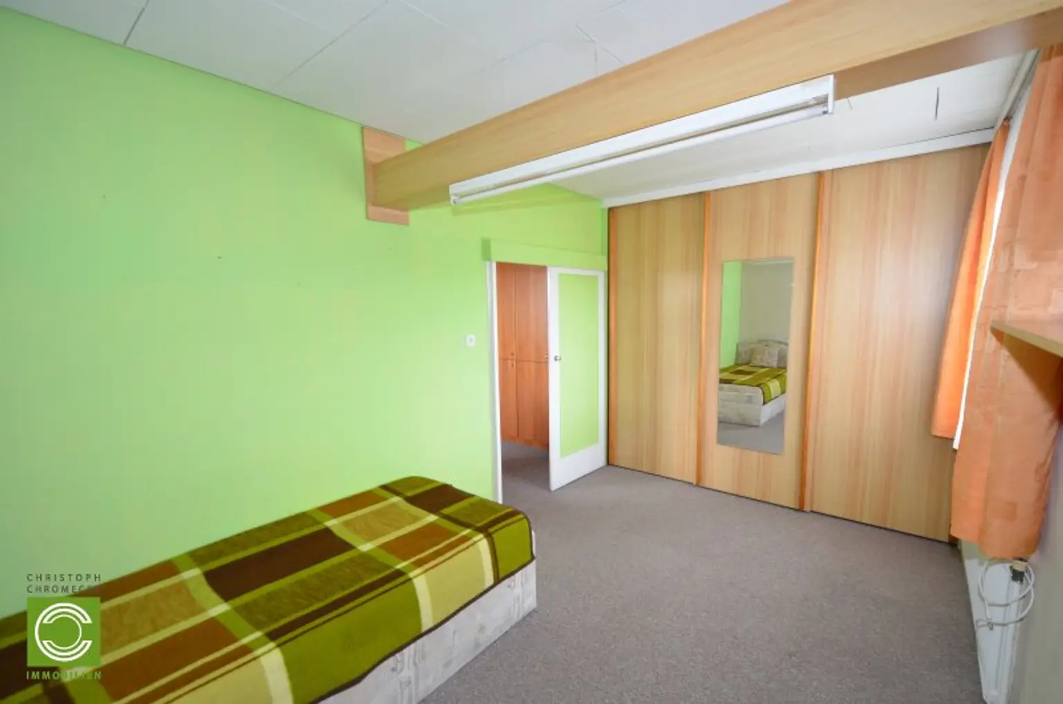 CHRISTOPH CHROMECEK IMMOBILIEN - MÖDLING - Helle, zentrumsnahe und möblierte 2,5 Zimmer zur Miete!