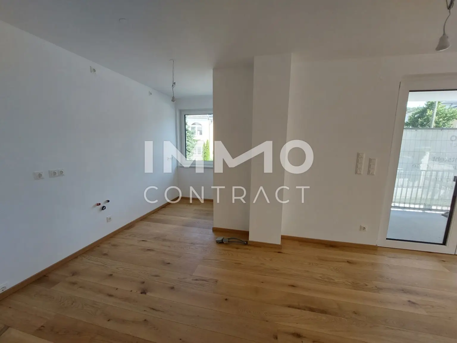 Provisionsfrei! 4 Zimmer + 2 Bäder und ein toller Balkon!