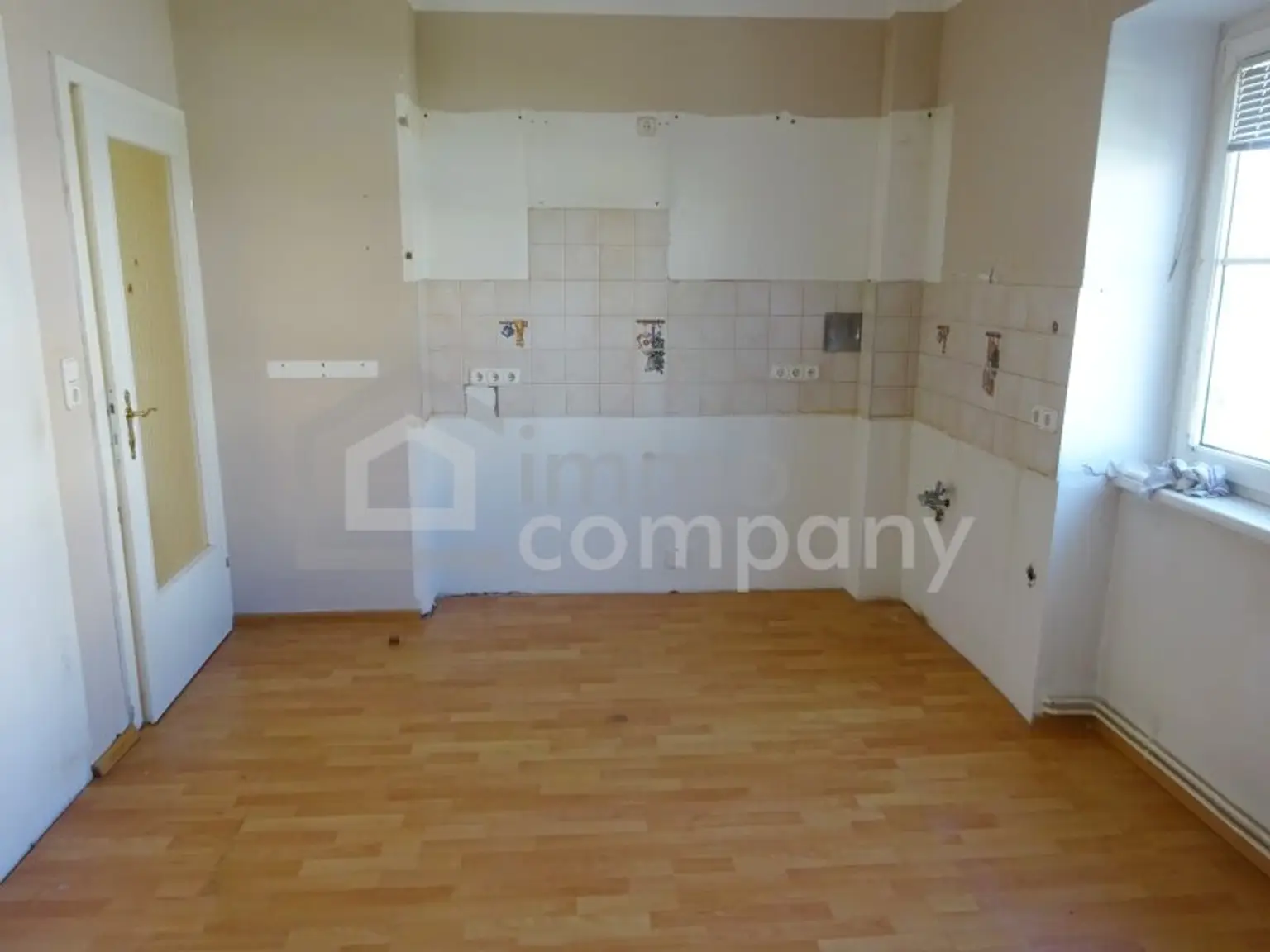 2 Zimmer- Wohnung in Korneuburg- ihre Renovierung, ihr Stil!