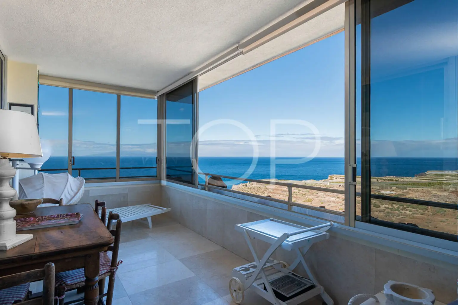 Spektakuläre Wohnung mit großer Terrasse in der schönen Umgebung von Marazul, Adeje