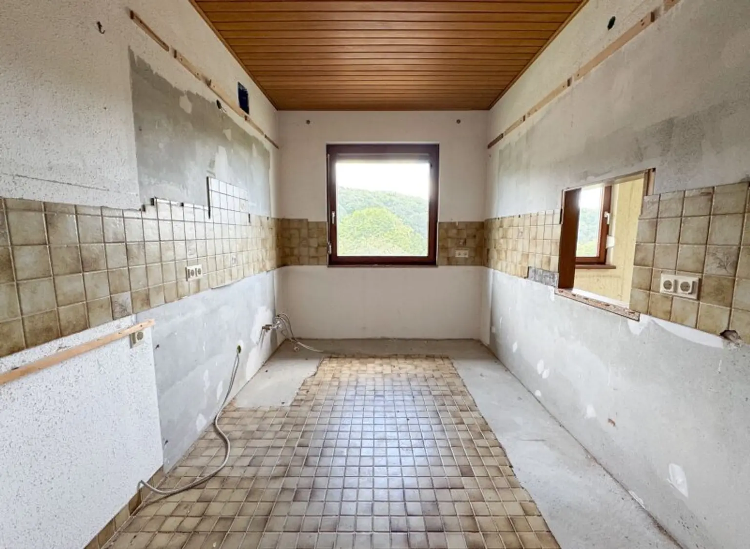 TOPLAGE in Purkersdorf! Sanierungsbedürftiges Einfamilienhaus am Sagberg!