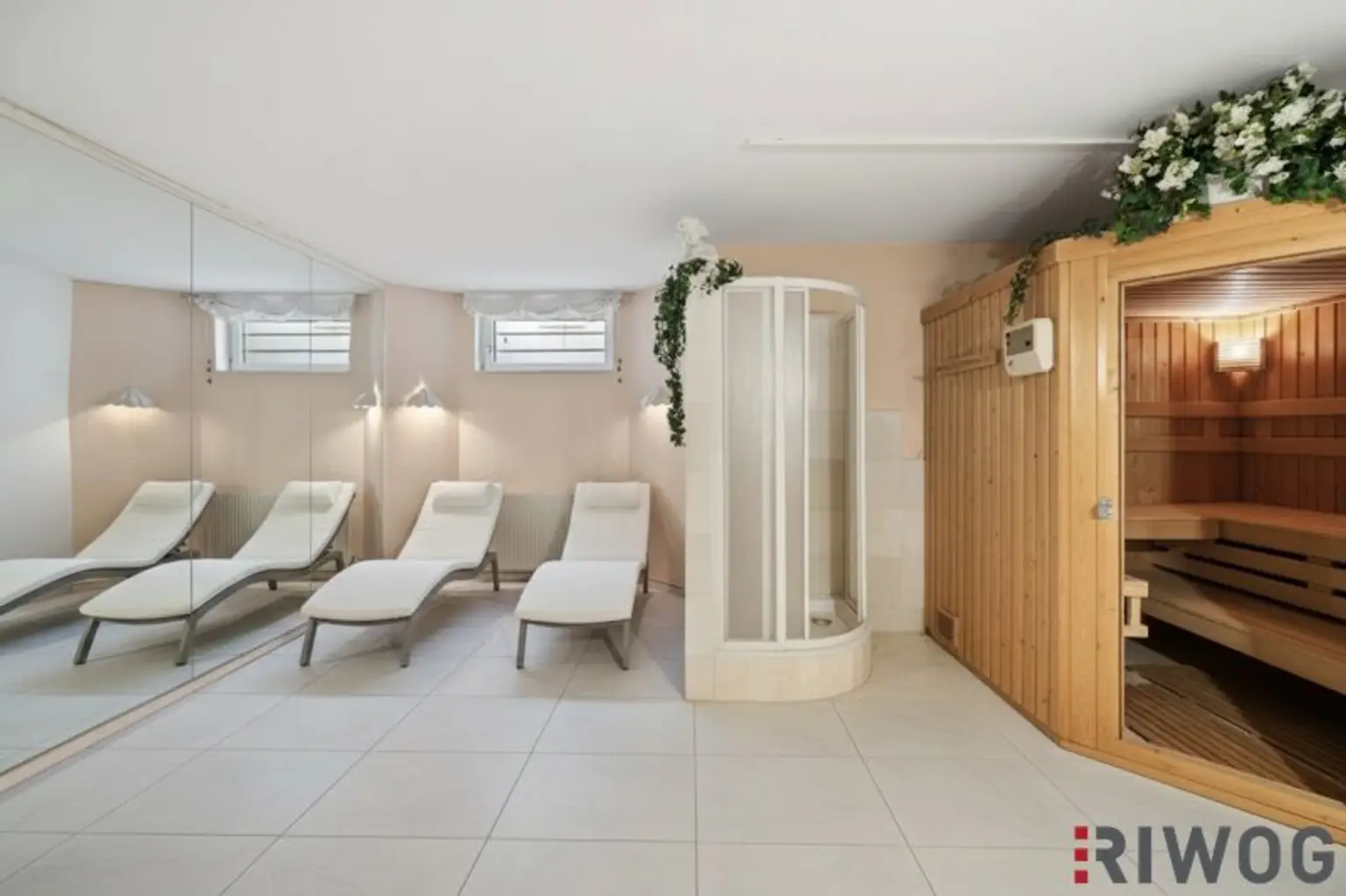 Private Estate Villa mit Fernblick | Privatwald | Virtual Tour | 4.200m2 Garten |  25 min. in den 1. Bezirk | Pool & Sauna