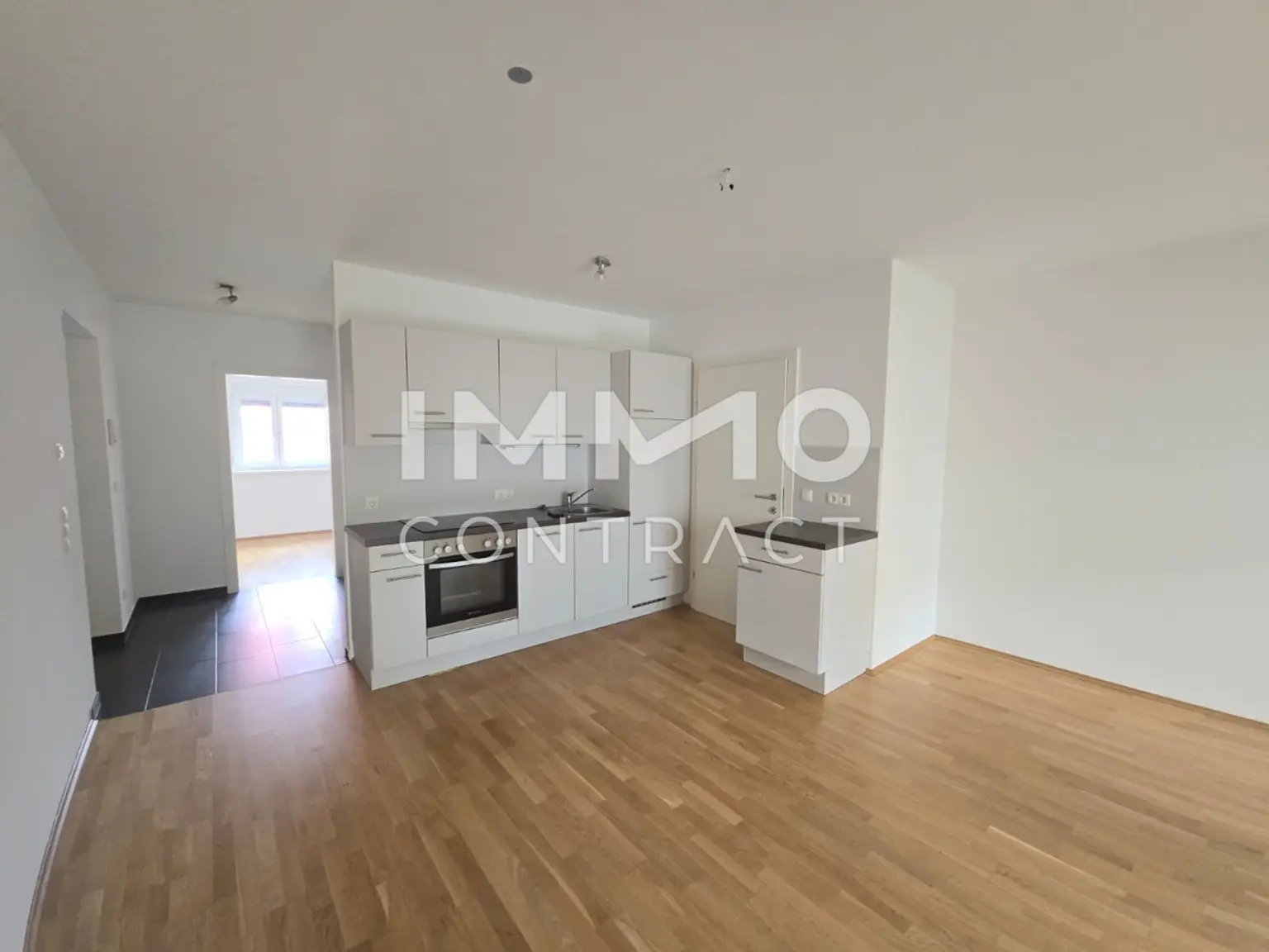 Zwei Zimmer Wohnung mit großem Balkon und EIGENGARTEN in ruhiger Innenhoflage, Dornschneidergasse 31 - Top 1