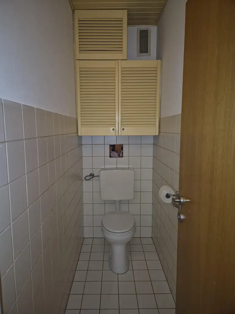 TOP GEPFLEGTE 3 ZIMMER WOHNUNG MIT LOGGIA