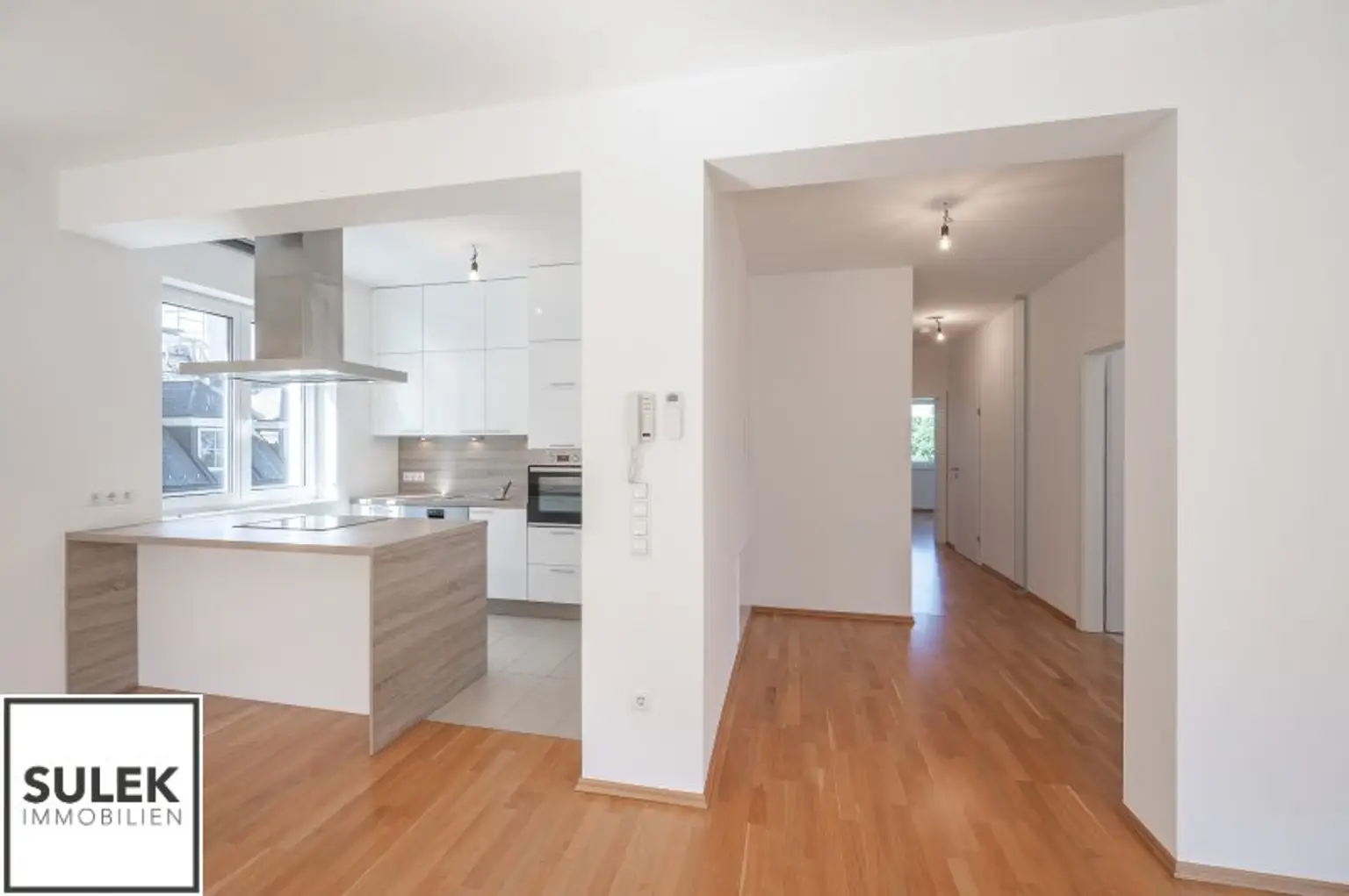 Schöne 3 Zimmer Wohnung mit Balkon im Herzen Döblings!