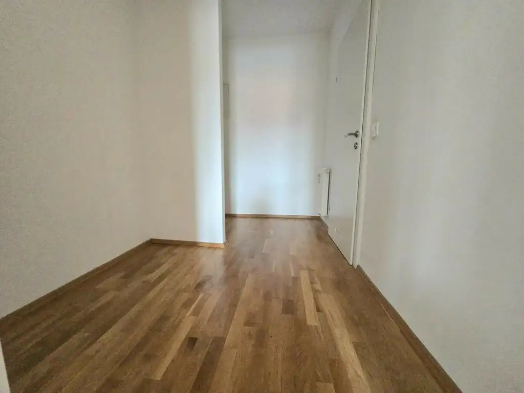 Heller Wohntraum! Singlewohnung am Südtirolerplatz!