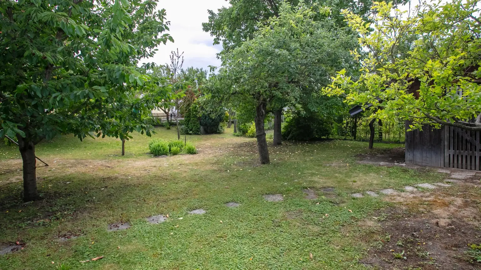 PROVISIONFREI! Viel Platz & Gartenidylle –  in Engabrunn
