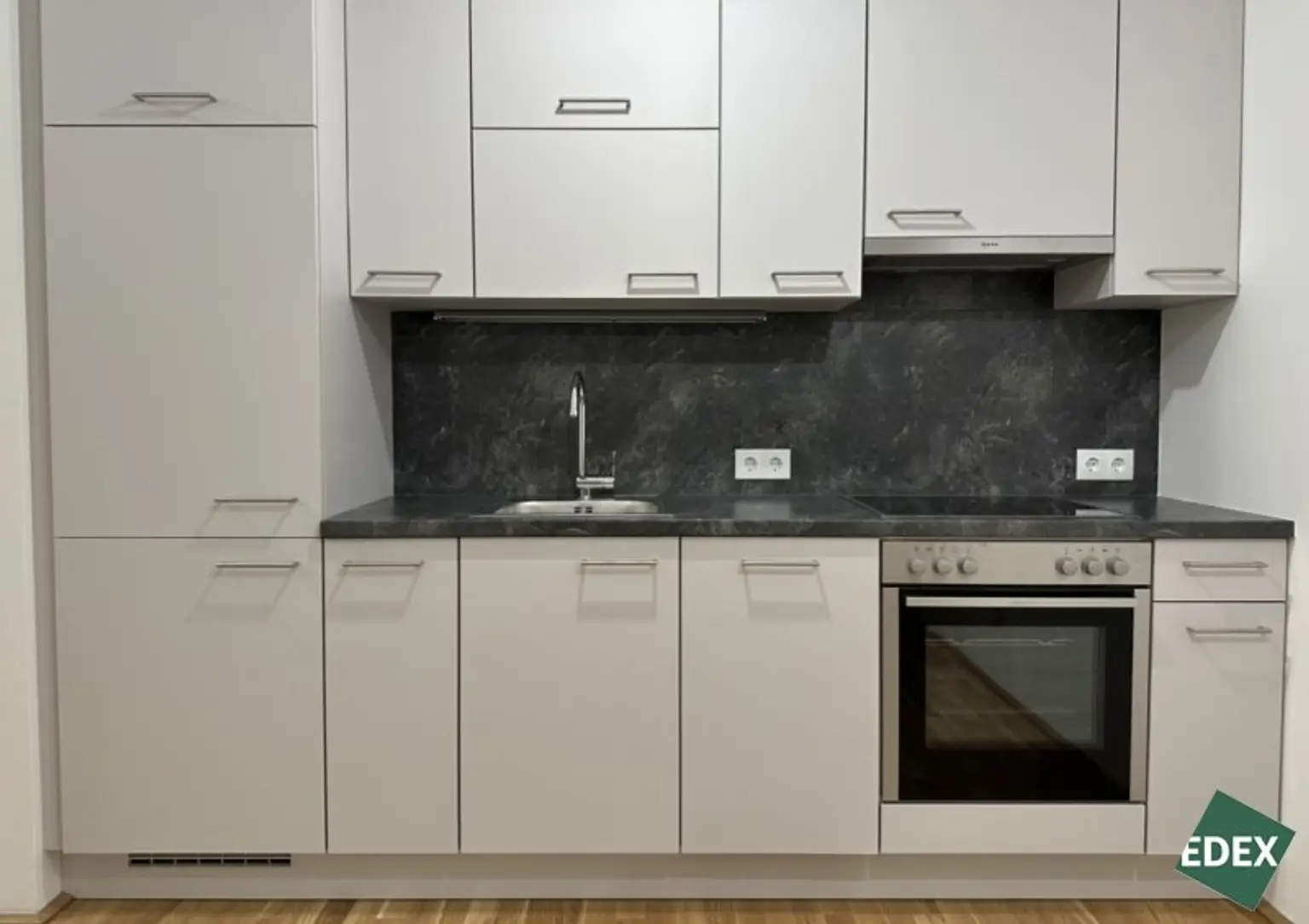 Moderne 2-Zimmer-Wohnung mit Balkon nahe U1