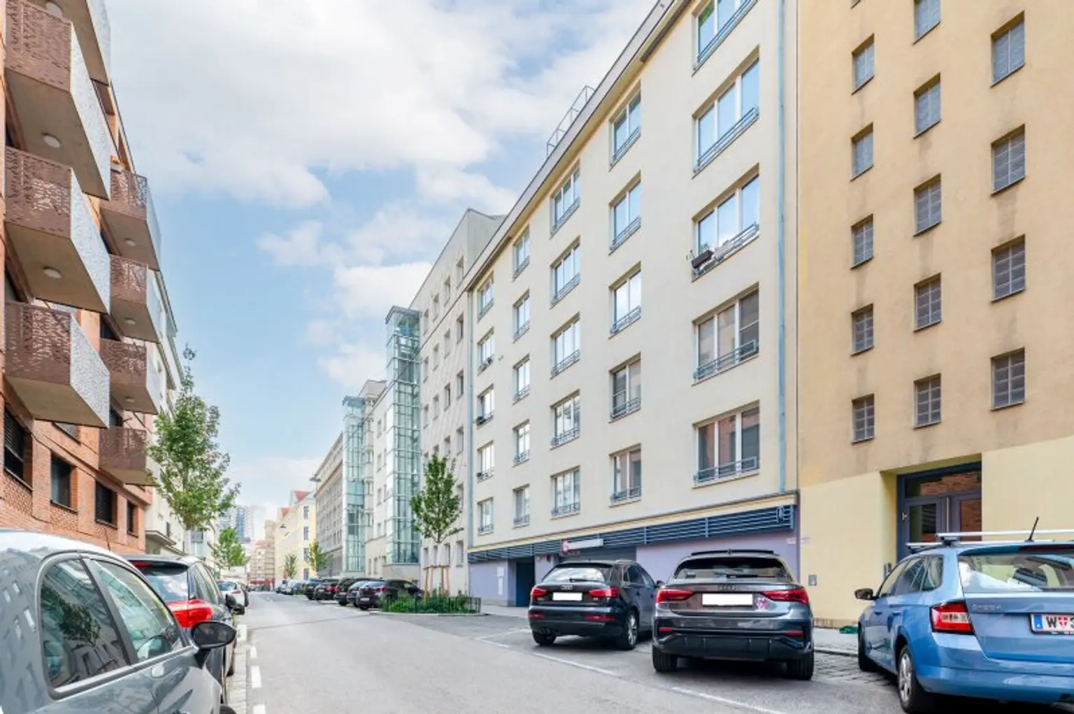 Ab 15. Dezember! Nahe U3! Zentrale 2-Zimmer-Wohnung inkl. Stellplatz zu vermieten!